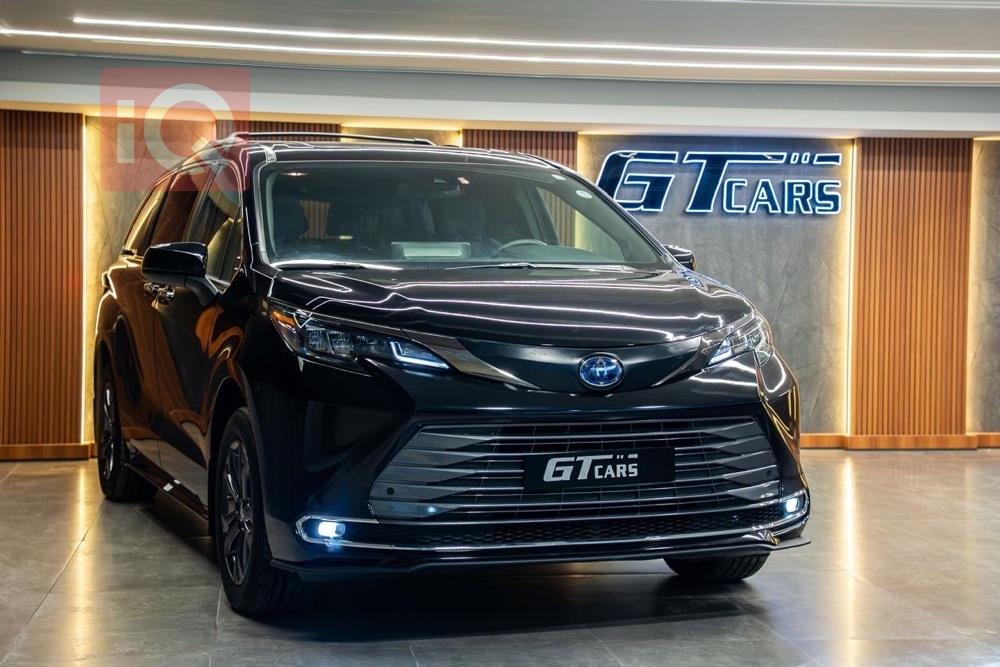 تۆیۆتا سیانا